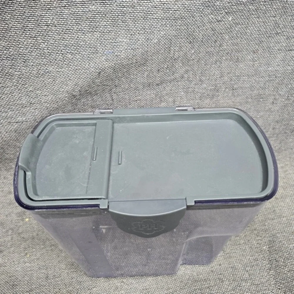 Princess House Specialty Pantry 14-Cup Airtight Cereal‎ Storage Container - Gray